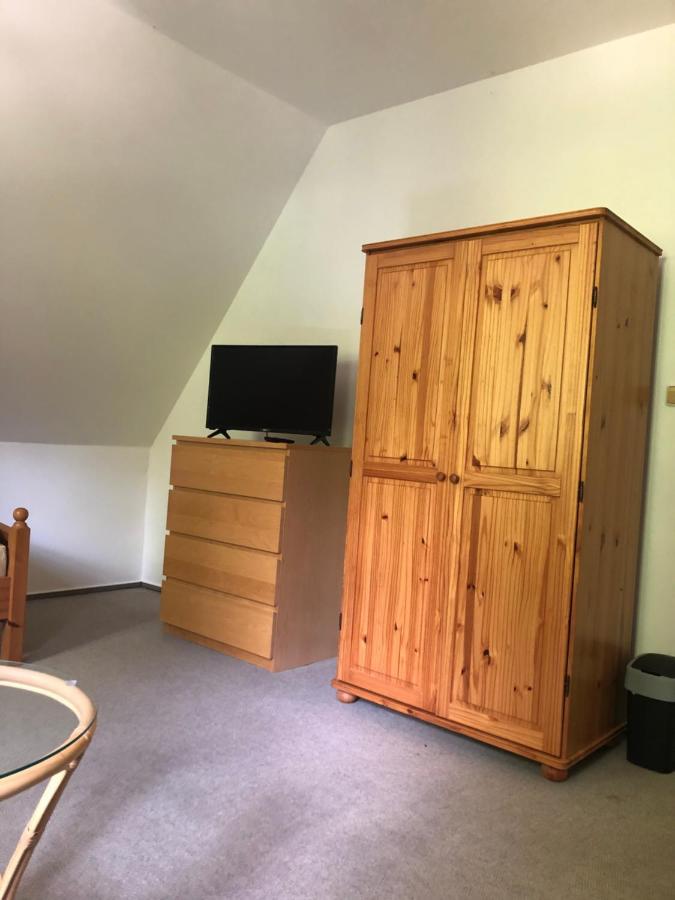 Mala Svata Hora - Penzion & Restaurace Mníšek pod Brdy Extérieur photo